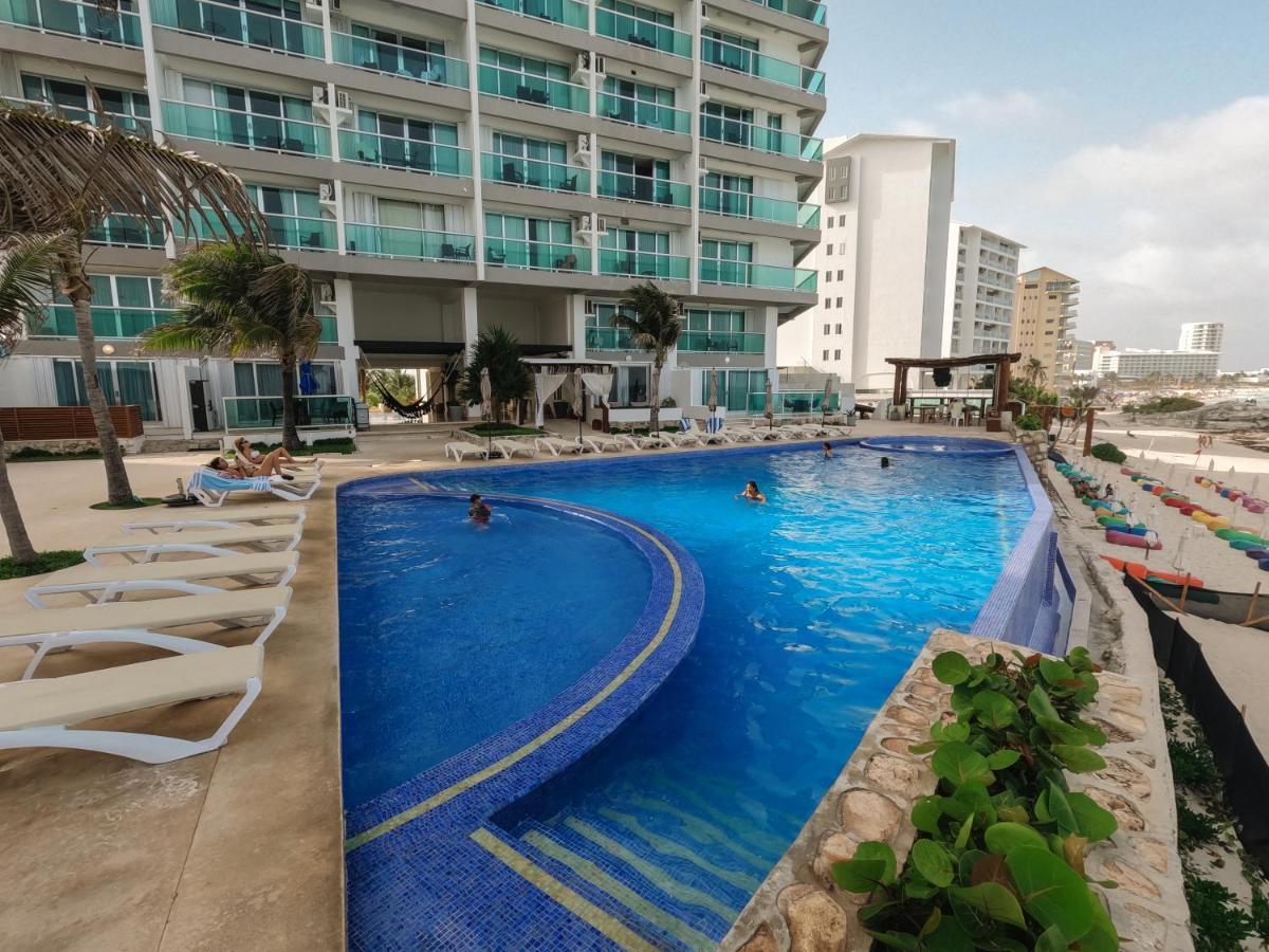 Ocean Front View Villa Cancun Bagian luar foto