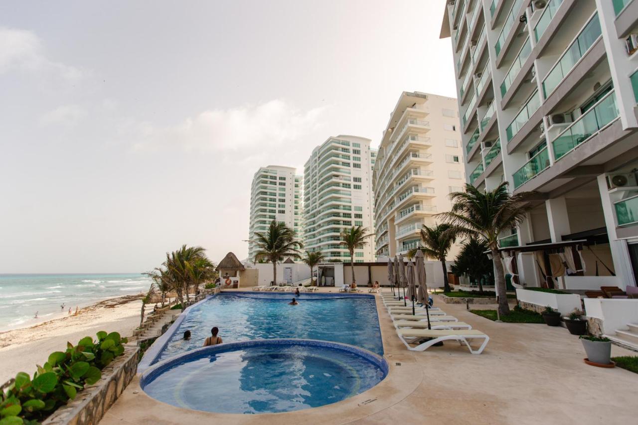 Ocean Front View Villa Cancun Bagian luar foto